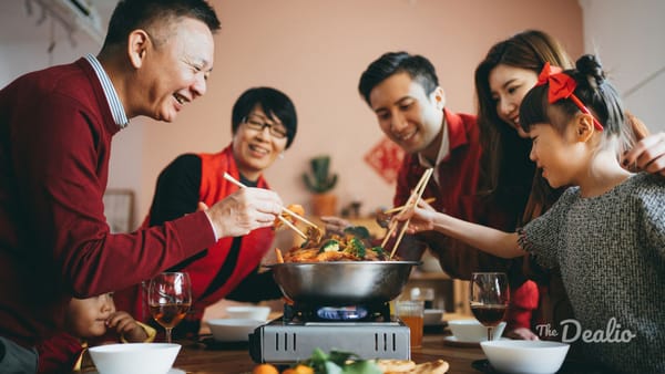 Unusual Dining Etiquette Worldwide: A Culinary Adventure